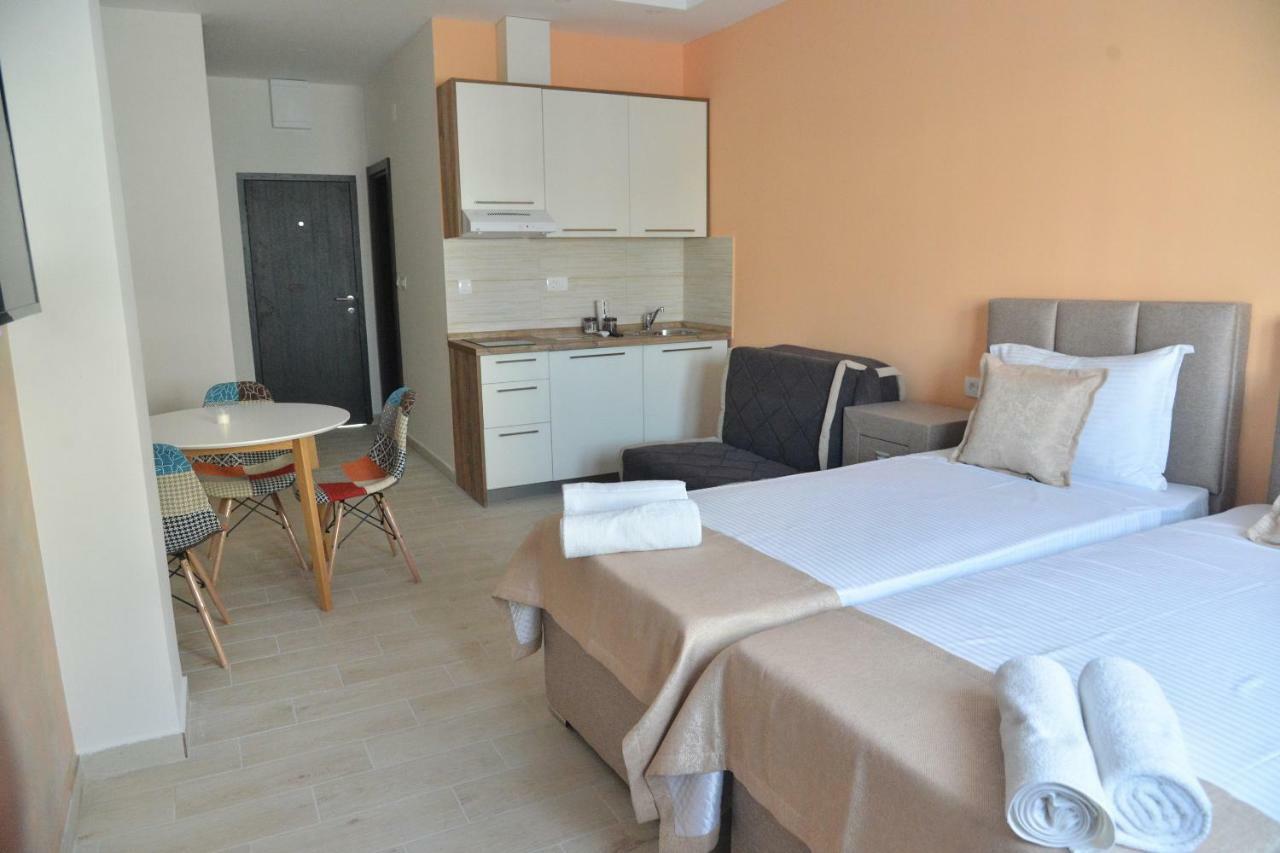 Helada Apartments Tivat Bagian luar foto