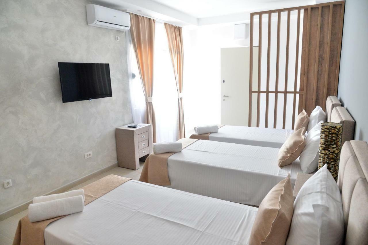 Helada Apartments Tivat Bagian luar foto