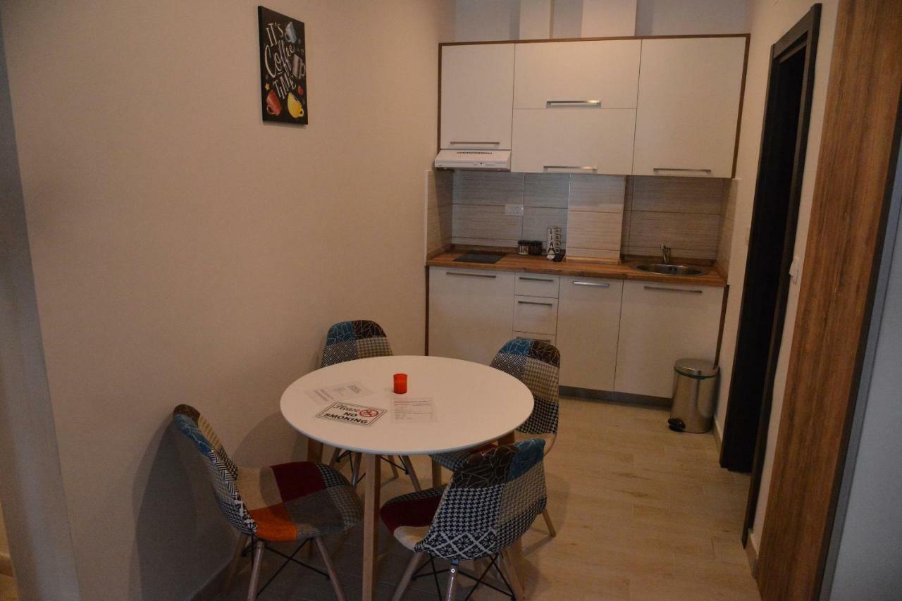 Helada Apartments Tivat Bagian luar foto