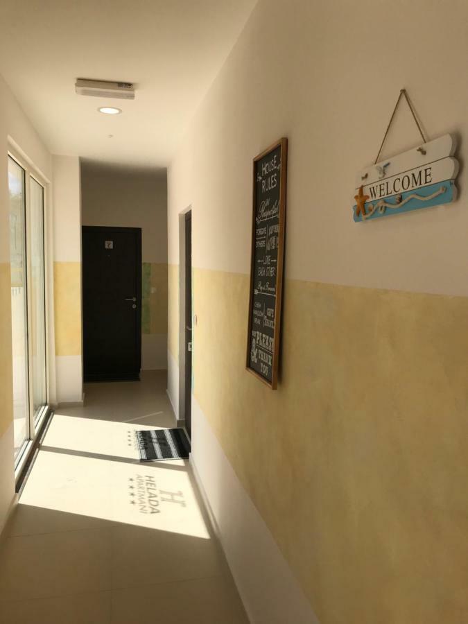 Helada Apartments Tivat Bagian luar foto