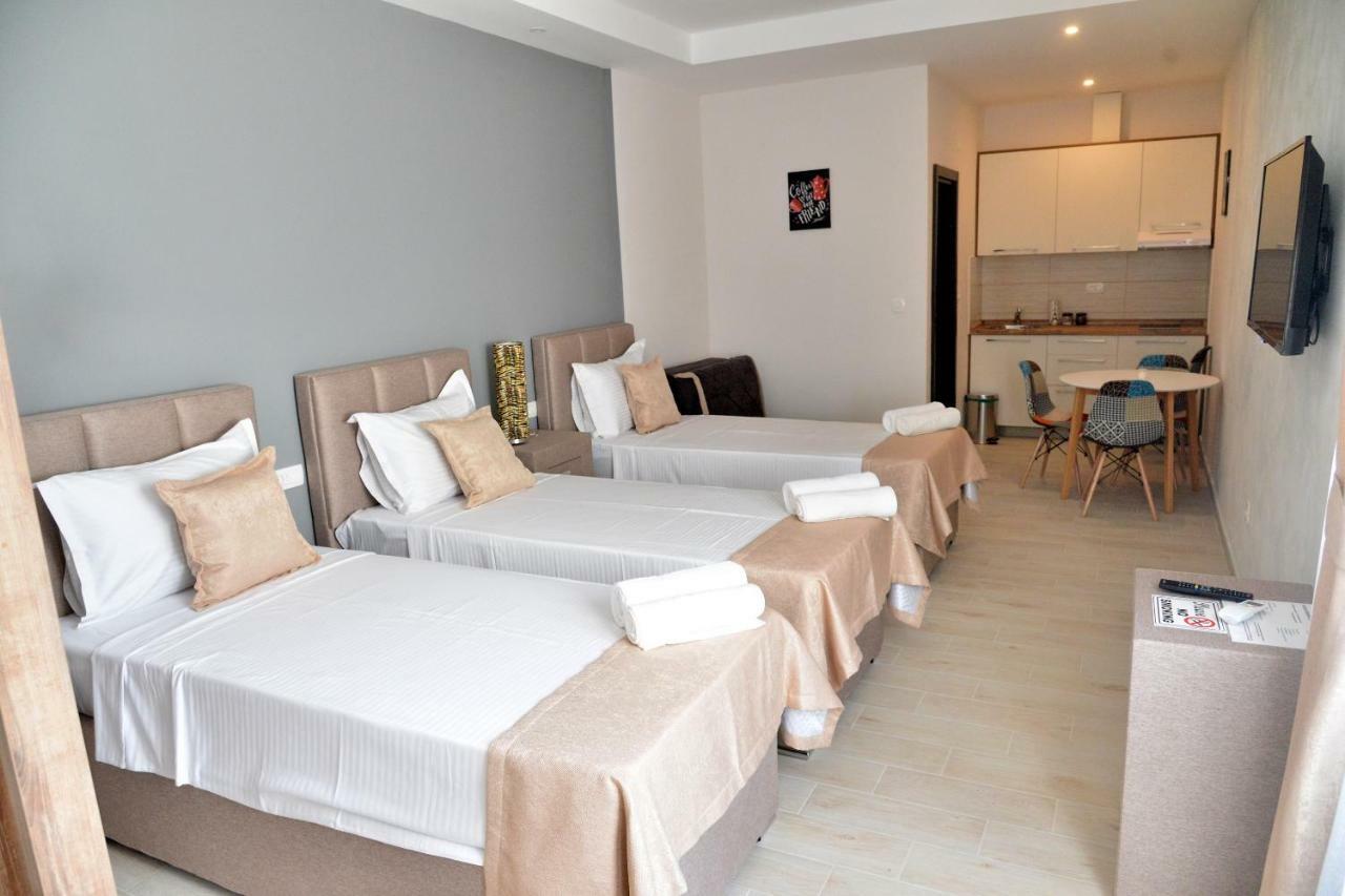 Helada Apartments Tivat Bagian luar foto